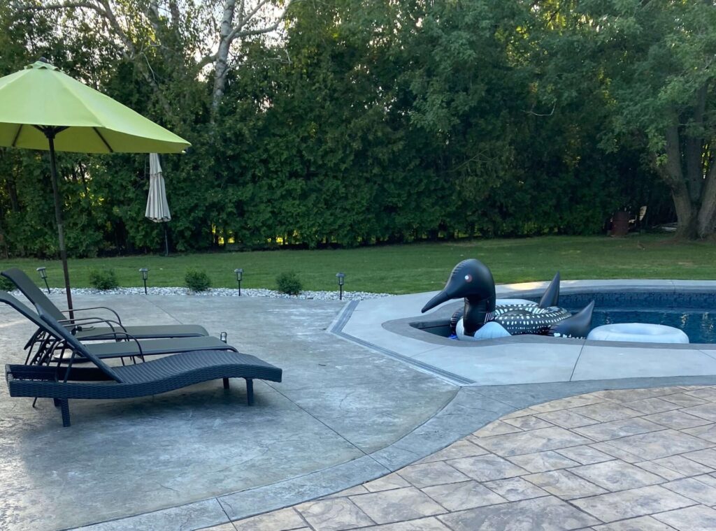 Silver Concrete photo 6